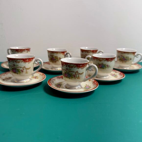 Vintage Demitasse Cups and Saucers Morimura Brothers (Noritake) - Picture 6 of 9